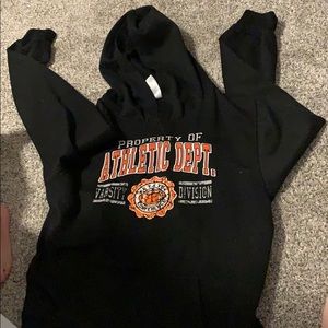 black sweatshirt kids XL